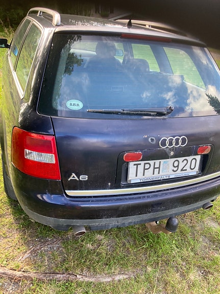 Audi A6 4 of 8
