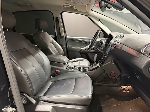 Ford S-MAX 10 of 16