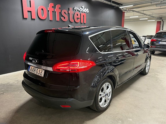 Ford S-MAX 3 of 5
