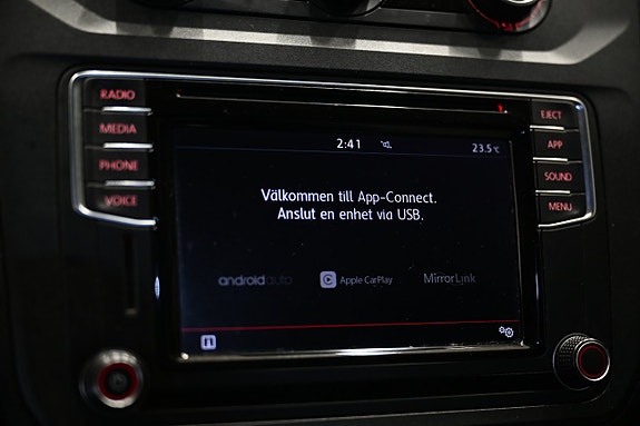 Volkswagen Caddy 21 of 27