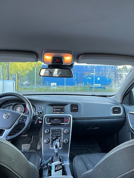 Volvo S60 7 of 9