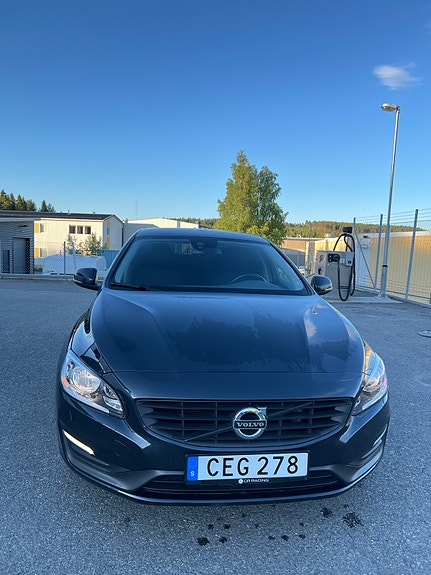 Volvo S60 5 of 5