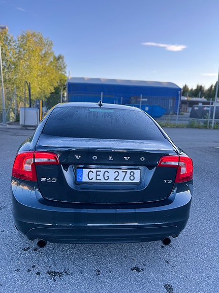 Volvo S60 6 of 9