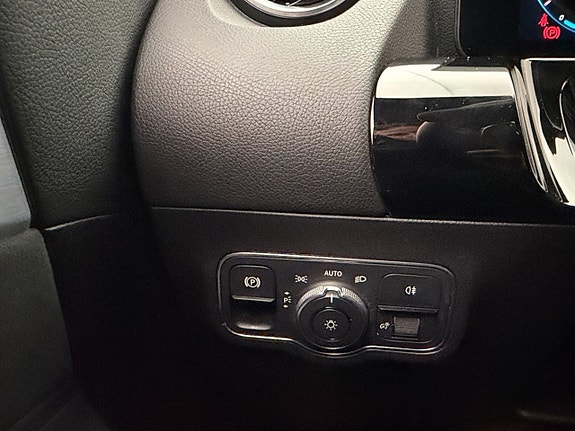 Mercedes-Benz B200 d 20 of 30