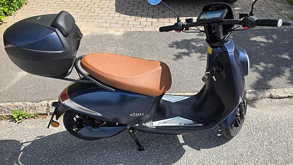 Vespa Vässla 2 2 of 5
