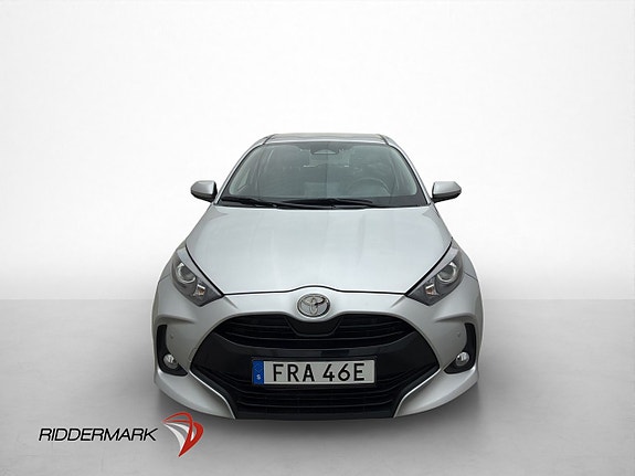 Toyota Yaris 2 of 30
