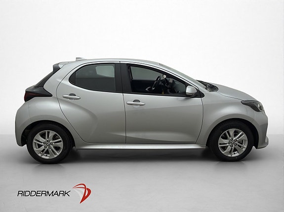 Toyota Yaris 9 of 30