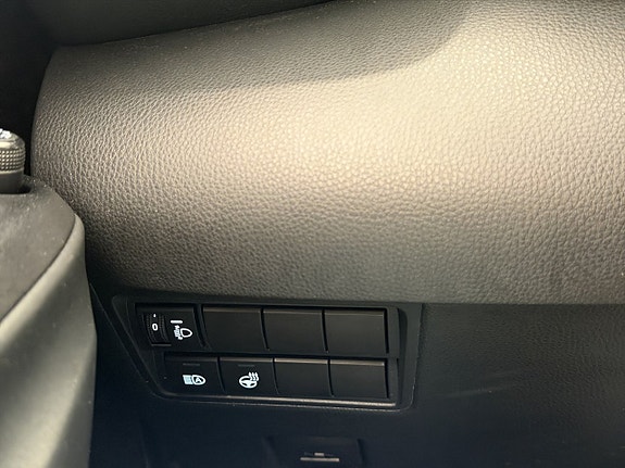 Toyota Yaris 14 of 30