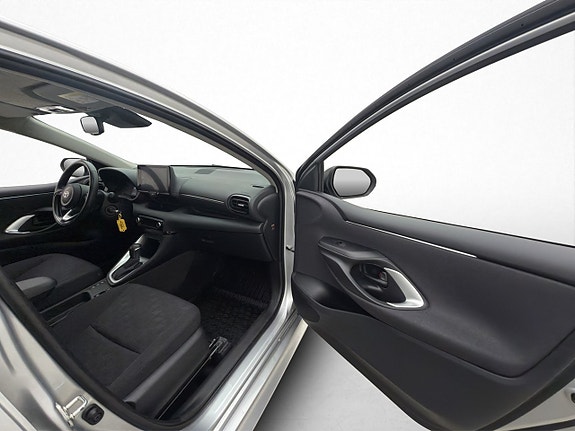 Toyota Yaris 25 of 30