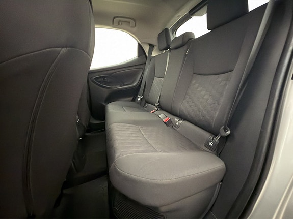 Toyota Yaris 27 of 30