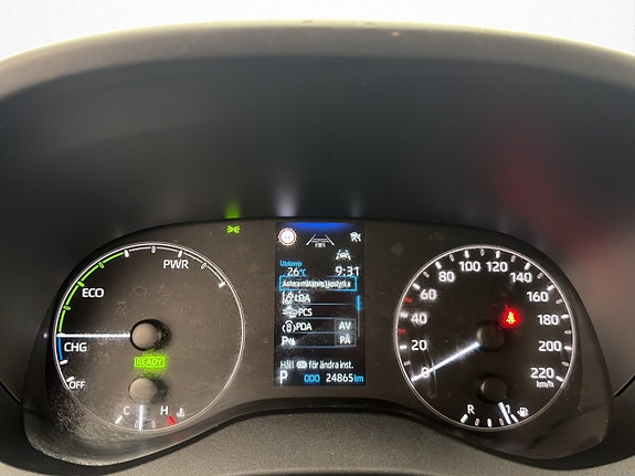 Toyota Yaris 17 of 30