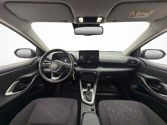 Toyota Yaris 12 of 30