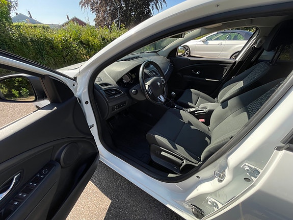 Renault Megane III 9 of 19