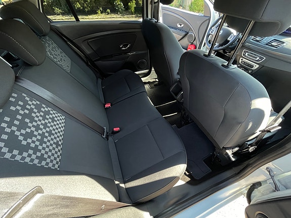 Renault Megane III 13 of 19