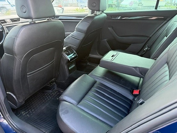 Skoda Superb 7 of 7