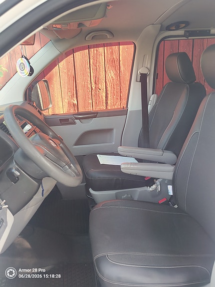 Volkswagen Transporter 4 of 5