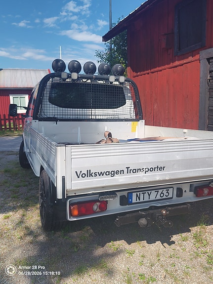 Volkswagen Transporter 3 of 5