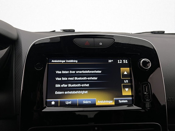 Renault Clio 20 of 29