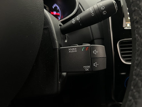 Renault Clio 17 of 29