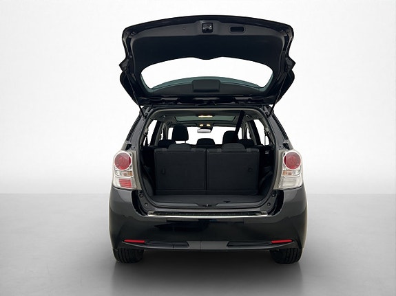 Toyota Verso 17 of 30