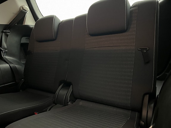 Toyota Verso 19 of 30
