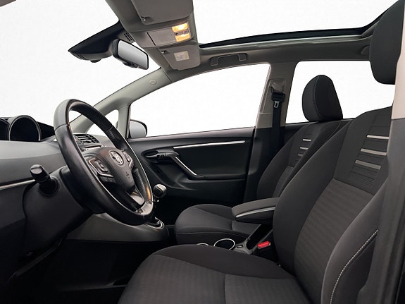 Toyota Verso 23 of 30