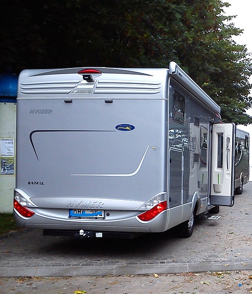 Hymer B 674 SL 2 of 2