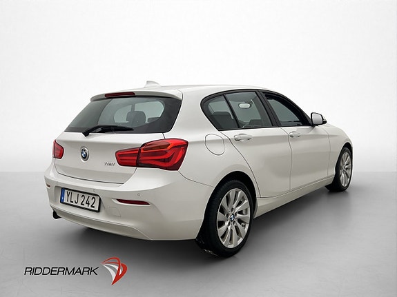 BMW 118i 8 of 30