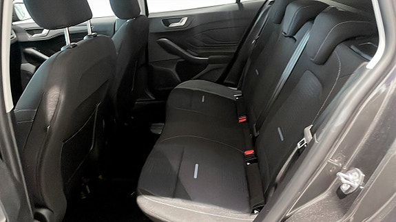 Ford Focus 5 of 11