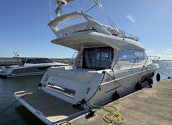 Prestige 460 / Volvo Penta 2 x 440 HK / 2023 / Momsbåt! 3 of 5