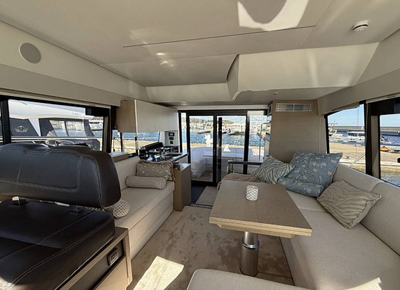 Prestige 460 / Volvo Penta 2 x 440 HK / 2023 / Momsbåt! 5 of 5