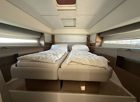 Prestige 460 / Volvo Penta 2 x 440 HK / 2023 / Momsbåt! 6 of 12