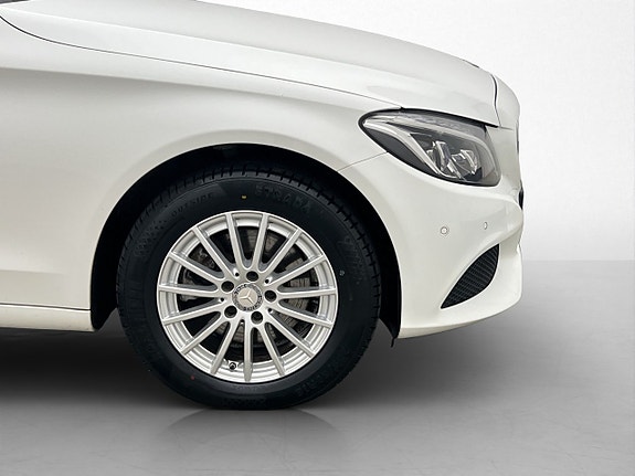 Mercedes-Benz C220 d 13 of 30