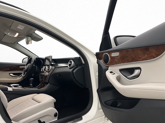 Mercedes-Benz C220 d 15 of 30