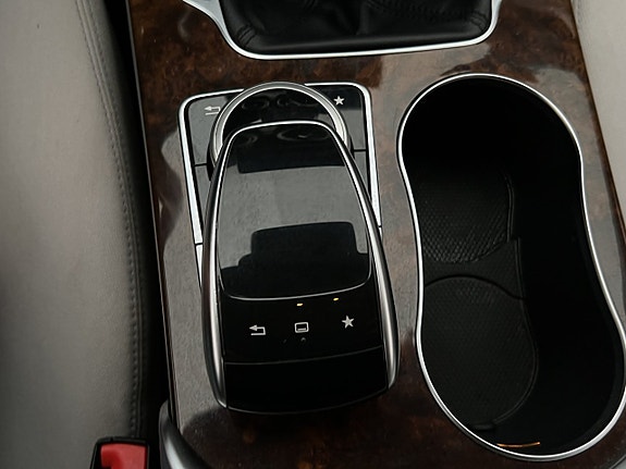 Mercedes-Benz C220 d 28 of 30