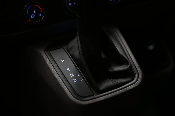 Volkswagen Transporter 25 of 30