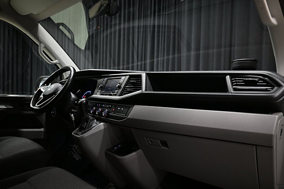 Volkswagen Transporter 24 of 30