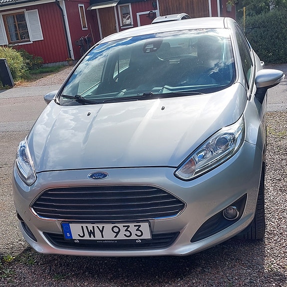 Ford Fiesta 9 of 9
