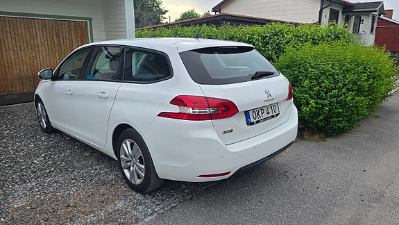 Peugeot 308 SW 6 of 16