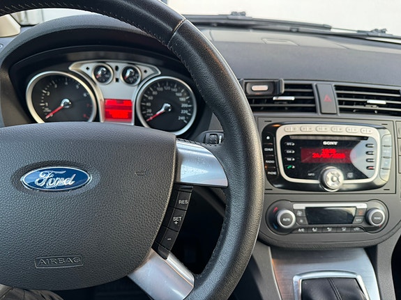 Ford C-Max 7 of 7