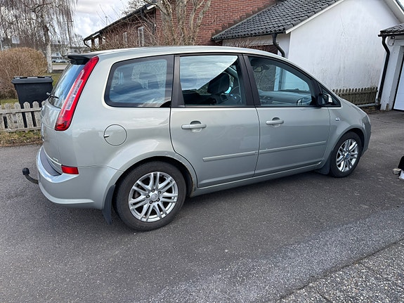 Ford C-Max 2 of 6