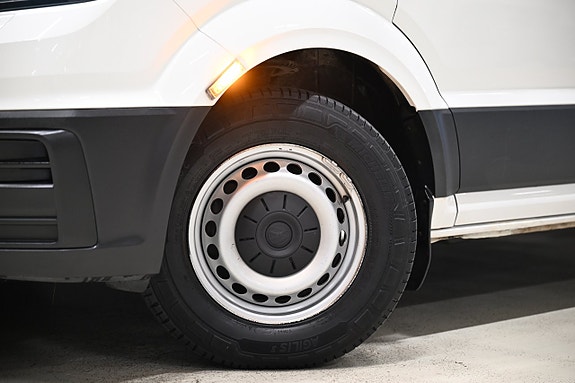 Volkswagen Crafter 5 of 5