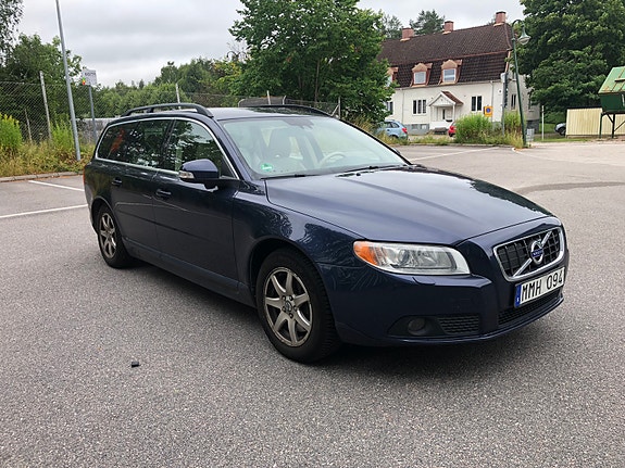 Volvo V70 4 of 8