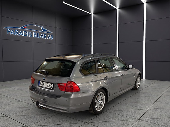 BMW 318i 5 of 5