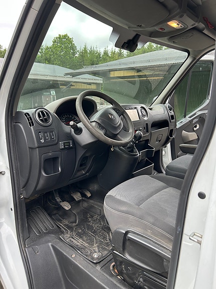 Renault Master 3 of 5