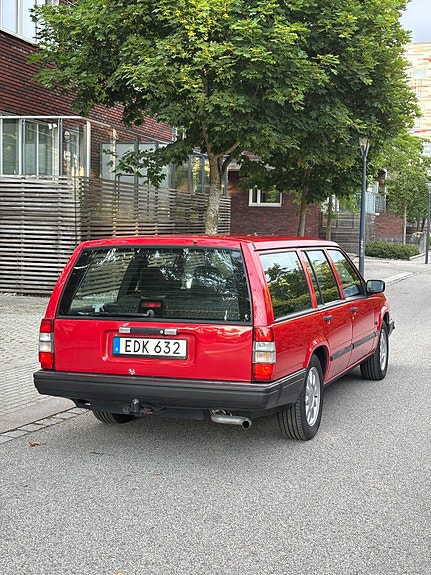 Volvo 940 3 of 5