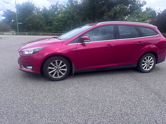 Ford Focus 2 of 5