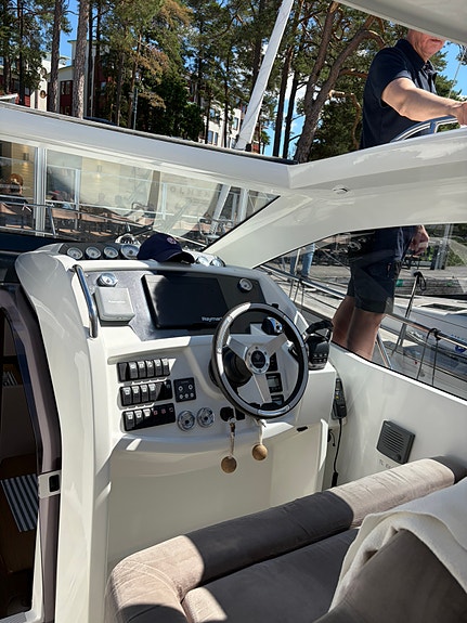 Jeanneau Leader 10-joystick 3 of 23