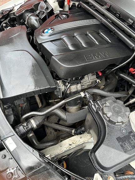BMW 320d 8 of 12
