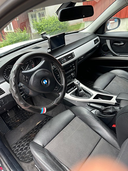 BMW 320d 11 of 12